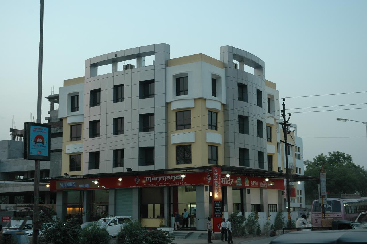 Hotel Manmandir Executive Aurangabad  Buitenkant foto